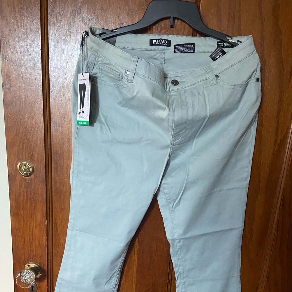 NWT Buffalo ankle pants